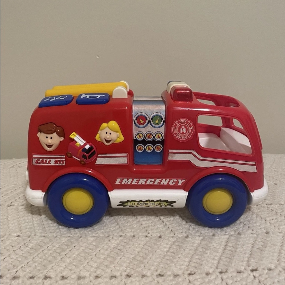 1999 Tek Nek Electronic Talking Fire Engine Rescue Truck